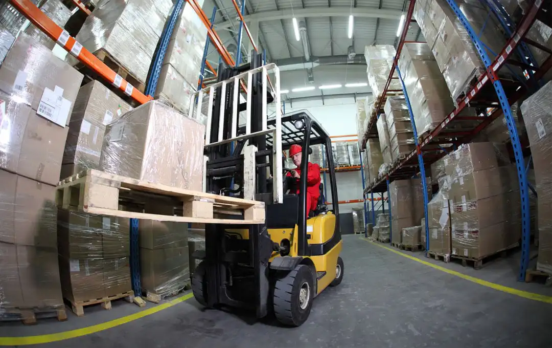 slide_warehousing 3PL: Warehousing Services